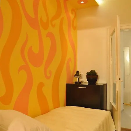 アパート Arlequin ヴァルナ