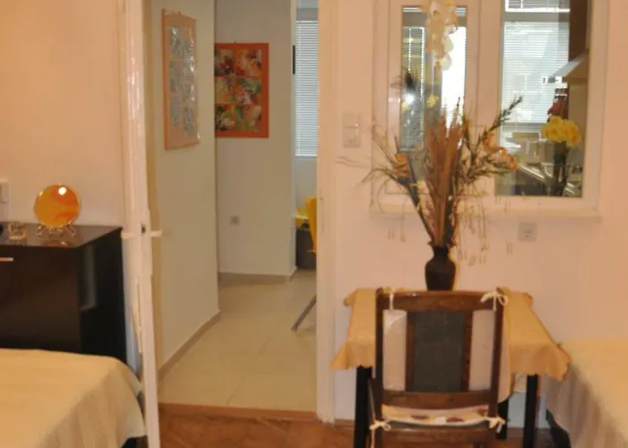 Arlequin Apartment *