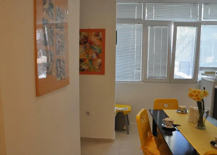 Arlequin Apartment *